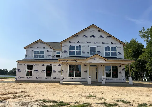 Photo 2 of Sale Pending at 22 Sage Ln, Four Oaks, NC 27524 | MLS# 10183907 | Listing updated on 2026-09-08