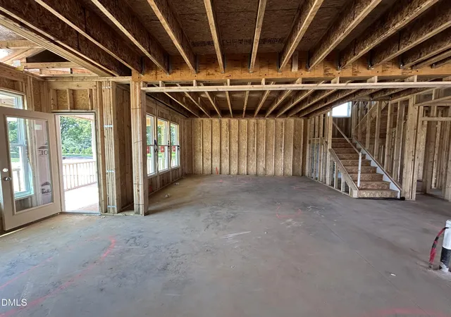 Photo 3 of Sale Pending at 22 Sage Ln, Four Oaks, NC 27524 | MLS# 10183907 | Listing updated on 2026-09-08