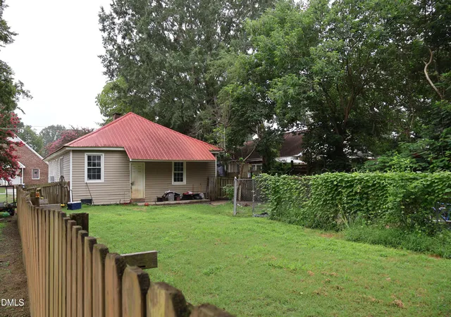 22nd image of 106 3rd St, Erwin, NC 28339 | MLS# 10184317