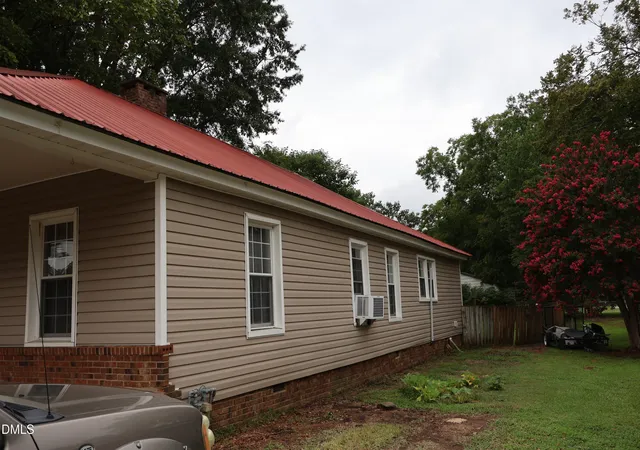 3rd image of 106 3Rd St, Erwin, NC 28339 | MLS# 10184317