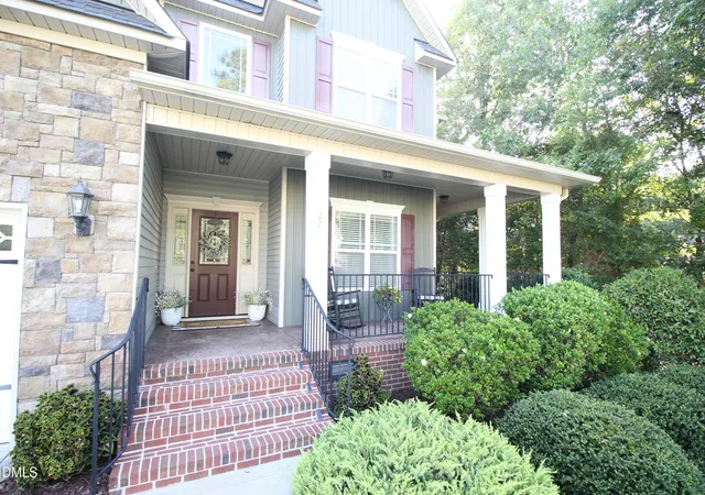 Photo 3 of Single family home for sale at 17 High Ridge Ct, Willow Spring, NC 27592 | MLS# 10183934 | Listing updated on 2026-09-14