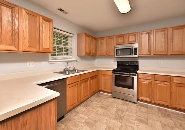 Photo 3 of Single family home for sale at 1005 Orchard Oriole Ln, Durham, NC 27713 | MLS# 10183950 | Listing updated on 2026-08-24
