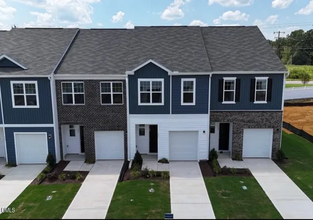 2nd image of 125 S Meyers Ct, Clayton, NC 27520 | MLS# 10183984