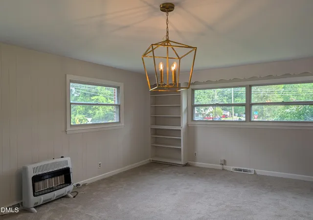 4th image of 700 W Carver St, Durham, NC 27704 | MLS# 10184864