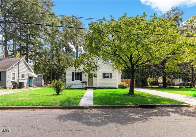 2nd image of 306 N Audubon Ave, Goldsboro, NC 27530 | MLS# 10183993