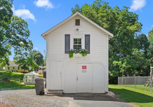 39th image of 1111 N Woodleigh Cir, Reidsville, NC 27320 | MLS# 10184929