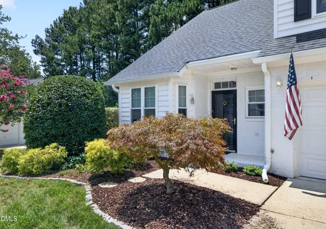 Photo 1 of Sale Pending at 1641 Shepherds Glade Dr, Apex, NC 27523 | MLS# 10184558 | Listing updated on 2026-08-24