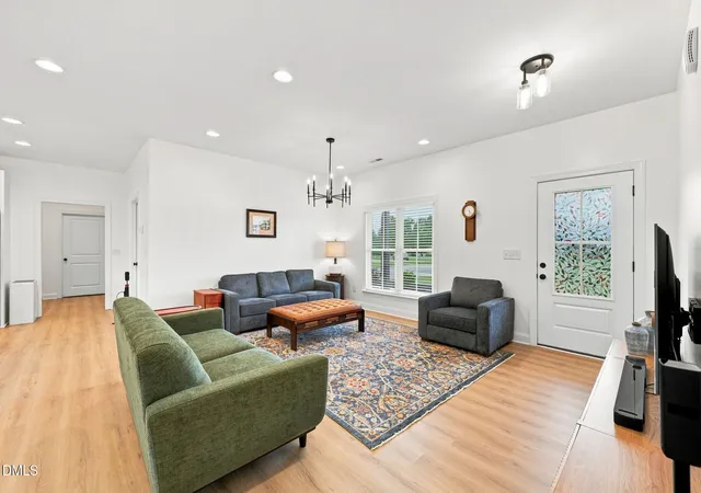 3rd image of 123 Gregory'S Grange Dr, Elon, NC 27244 | MLS# 10184593