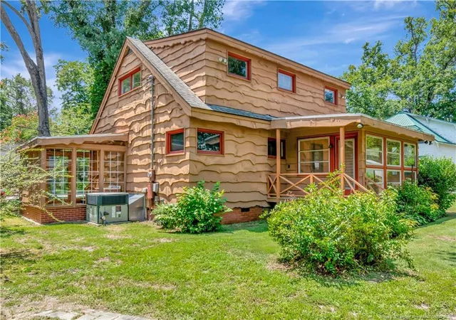 Photo 5 of Sale Pending at 314 W 18th Street, Lumberton, NC 28358 | MLS# 767052 | Listing updated on 2026-08-13