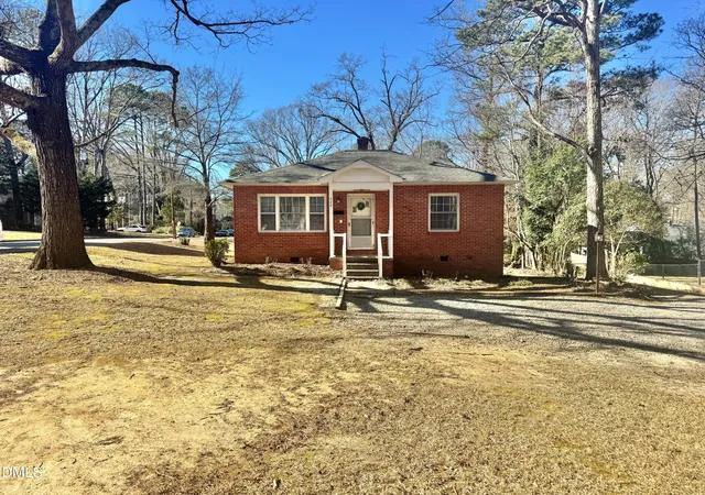 Photo 1 of Single family home for sale at 224 Clay St, Cary, NC 27511 | MLS# 10184037 | Listing updated on 2026-08-12