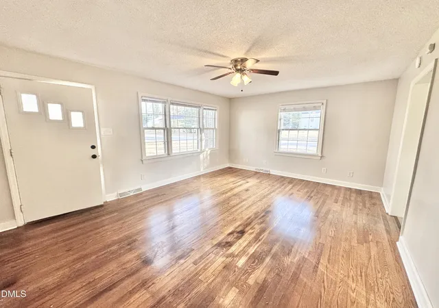 Photo 4 of Single family home for sale at 224 Clay St, Cary, NC 27511 | MLS# 10184037 | Listing updated on 2026-08-12