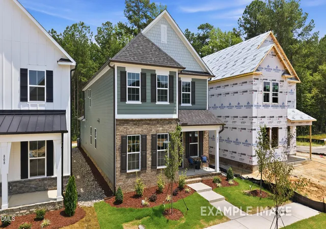 Photo 2 of Single family home for sale at 801 Carpet Grass Ave, Knightdale, NC 27545 | MLS# 10185444 | Listing updated on 2026-08-15
