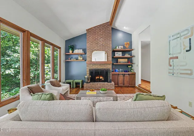5th image of 625 Kensington Dr, Chapel Hill, NC 27514 | MLS# 10185402