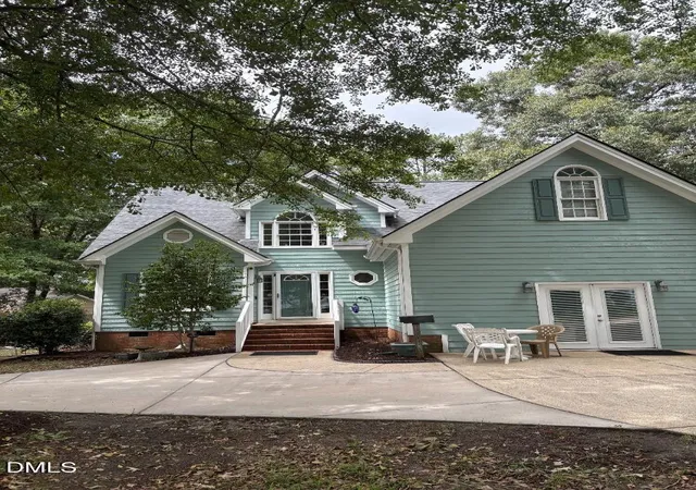 Single family home for sale at 300 Powhatan Dr, Fuquay Varina, NC 27526 | MLS# 10184299