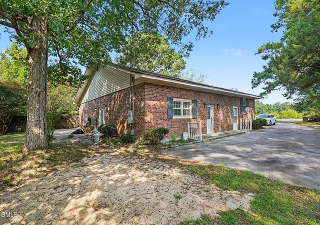 36th image of 12821 N Carolina 242 Hwy S, Bladenboro, NC 28320 | MLS# 10184113