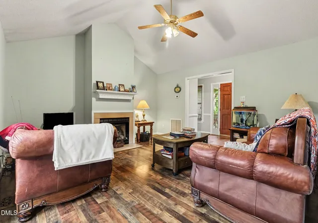 Photo 2 of Single family home for sale at 204 Springwood Pl, Clayton, NC 27520 | MLS# 10184582 | Listing updated on 2026-08-28