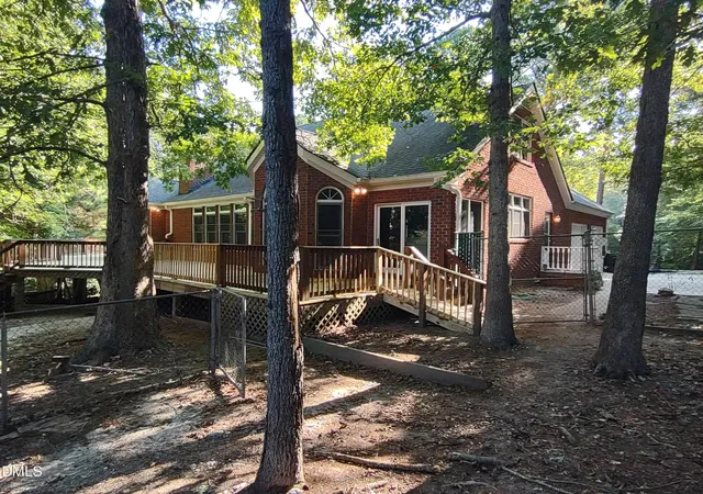 Photo 4 of Single family home for sale at 1420 Nc 98, Spring Hope, NC 27882 | MLS# 10184296 | Listing updated on 2026-09-15