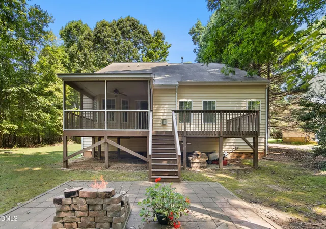 Photo 3 of Single family home for sale at 4913 Rhythm Dr, Apex, NC 27539 | MLS# 10186084 | Listing updated on 2026-10-06