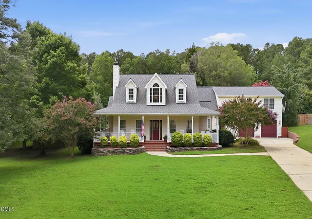 2nd image of 2609 Lissa Jon Ct, Raleigh, NC 27614 | MLS# 10184812