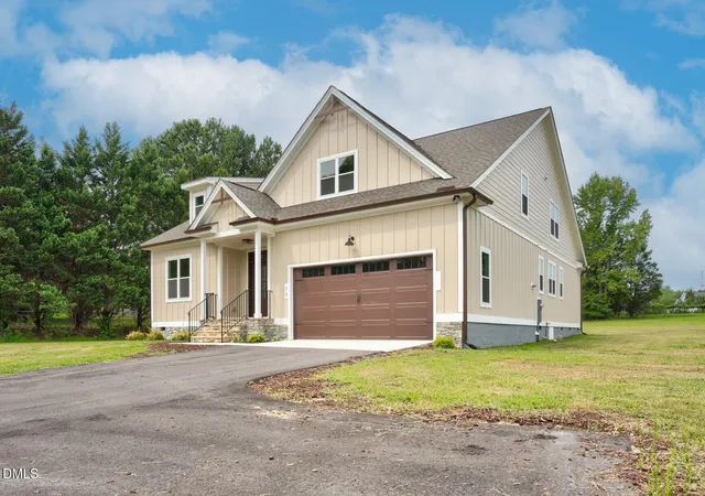 Photo 2 of Single family home for sale at 15 Black Feather Ln, Youngsville, NC 27596 | MLS# 10184109 | Listing updated on 2026-09-21
