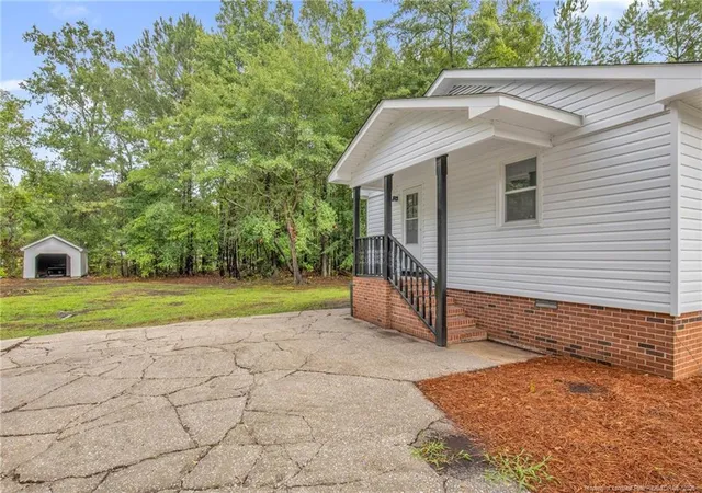 Photo 4 of Sale Pending at 76 Robin Rd, Lumberton, NC 28358 | MLS# 767090 | Listing updated on 2026-08-28