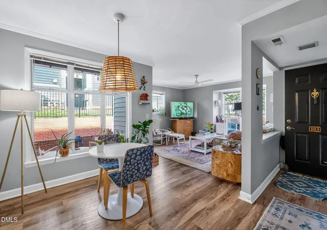 Listing Photo 5 - Condo for sale in building located at 1111 Parkridge Ln, Raleigh, NC 27605 - Unit #103