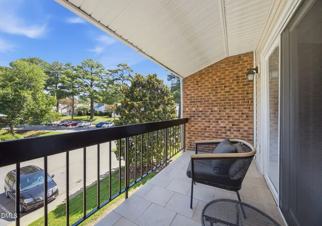 Listing Photo 5 - Condo for sale in building located at 4513 Edwards Mill Rd, Raleigh, NC 27612 - Unit #E