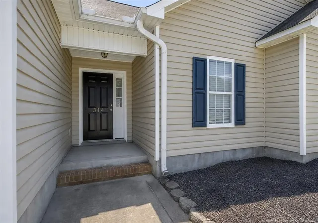 Photo 4 of Single family home for sale at 214 Quarry Ln, Raeford, NC 28376 | MLS# 767086 | Listing updated on 2026-08-31