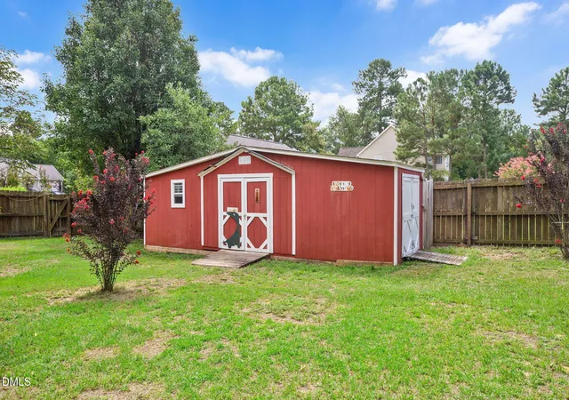 Photo 4 of Single family home for sale at 16 Micro Ct, Broadway, NC 27505 | MLS# 10184571 | Listing updated on 2026-09-11