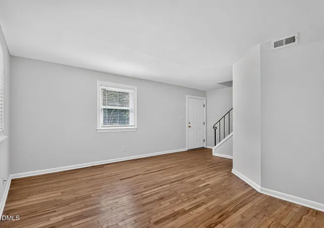 Photo 4 of Condo for sale at 1019 St Marys St, Raleigh, NC 27605 | MLS# 10184334 | Listing updated on 2026-09-16