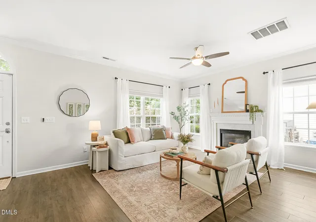 Photo 4 of Single family home for sale at 6012 Solitude Way, Durham, NC 27713 | MLS# 10185150 | Listing updated on 2026-09-10