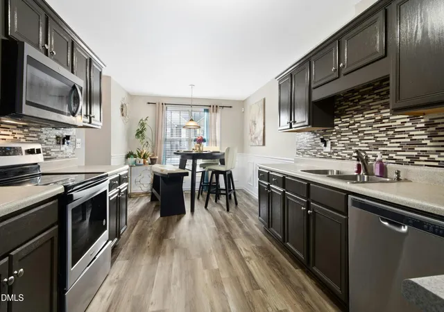 3rd image of 110 Walford Park, Clayton, NC 27520 | MLS# 10186820