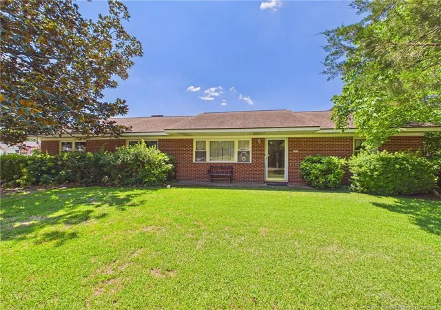 Photo 3 of Single family home for sale at 1815 Sunnyside Cir, Fayetteville, NC 28305 | MLS# 767125 | Listing updated on 2026-09-11