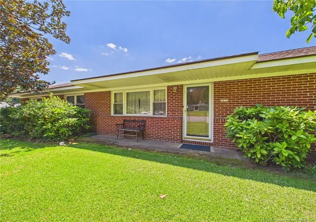 Photo 4 of Single family home for sale at 1815 Sunnyside Cir, Fayetteville, NC 28305 | MLS# 767125 | Listing updated on 2026-09-11