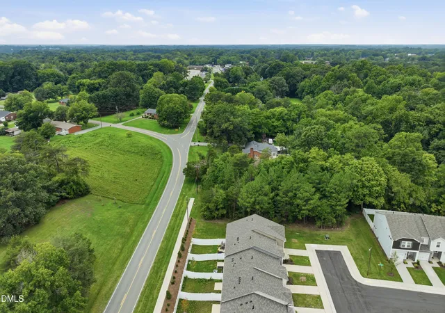 32nd image of 428 Peaceful Mdws Dr, Graham, NC 27253 | MLS# 10184697