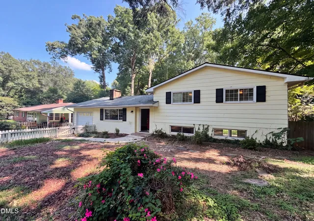 14th image of 810 Beaver Dam Rd, Raleigh, NC 27607 | MLS# 10184224