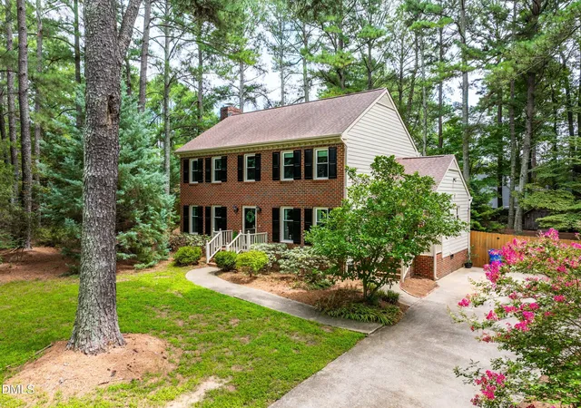2nd image of 2901 Meadowview Ct, Apex, NC 27539 | MLS# 10184950