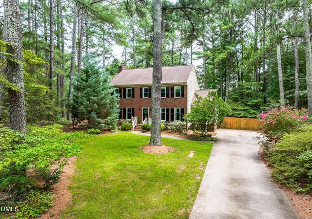 3rd image of 2901 Meadowview Ct, Apex, NC 27539 | MLS# 10184950