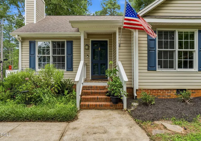 4th image of 114 Black Cloud Dr, Louisburg, NC 27549 | MLS# 10185582