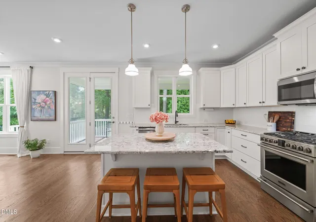 Photo 2 of Single family home for sale at 2629 Flora View Ct, Apex, NC 27502 | MLS# 10184640 | Listing updated on 2026-09-04