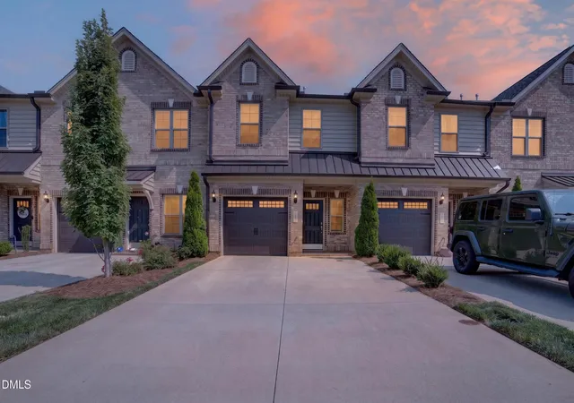 Photo 3 of Townhouse for sale at 1007 Bonanza Ln, Mebane, NC 27302 | MLS# 10184353 | Listing updated on 2026-09-20