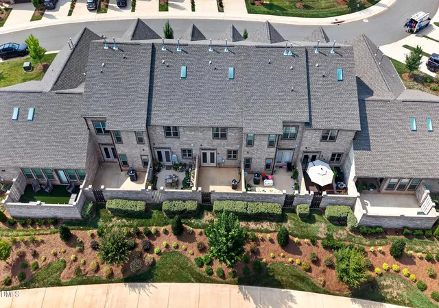Photo 3 of Townhouse for sale at 1007 Bonanza Ln, Mebane, NC 27302 | MLS# 10184353 | Listing updated on 2026-09-20