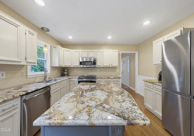 Photo 4 of Single family home for sale at 1370 Mt Pisgah Church Rd, Apex, NC 27523 | MLS# 10184959 | Listing updated on 2026-09-23