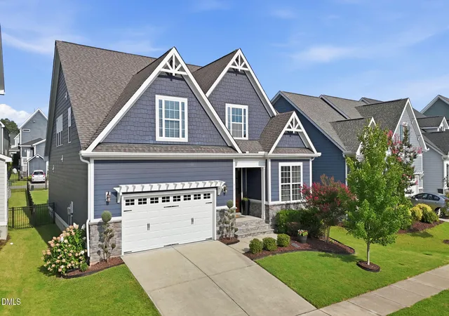 3rd image of 417 Midnight Moon Dr, Wendell, NC 27591 | MLS# 10184350