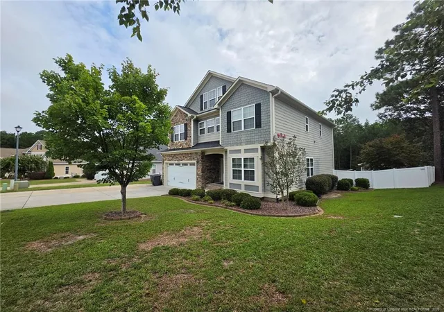 Photo 4 of Single family home for sale at 1465 Vergeland Dr, Hope Mills, NC 28348 | MLS# 767118 | Listing updated on 2026-08-04