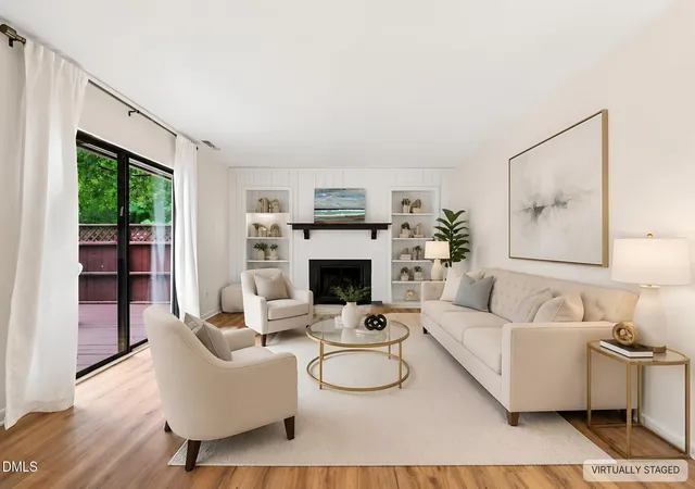 3rd image of 165 Springberry Ln, Chapel Hill, NC 27517
