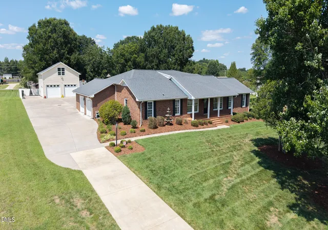 52nd image of 1971 Delaine Dr, Burlington, NC 27215 | MLS# 10184619