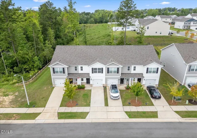 Photo 4 of Townhouse for sale at 38 March Crk Dr, Fuquay Varina, NC 27526 | MLS# 10184396 | Listing updated on 2026-09-04