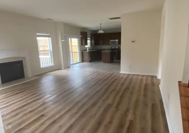 3rd image of 104 Elmsford St, Durham, NC 27703 | MLS# 10184306