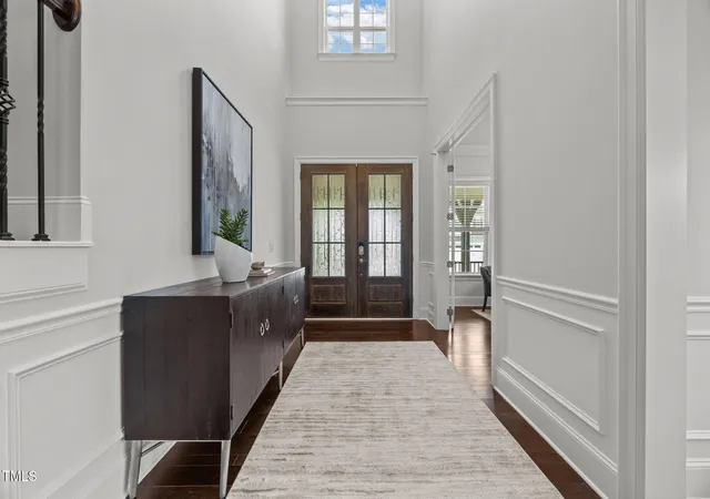 Photo 4 of Single family home for sale at 440 Creekhurst Pl, Cary, NC 27519 | MLS# 10184315 | Listing updated on 2026-08-05